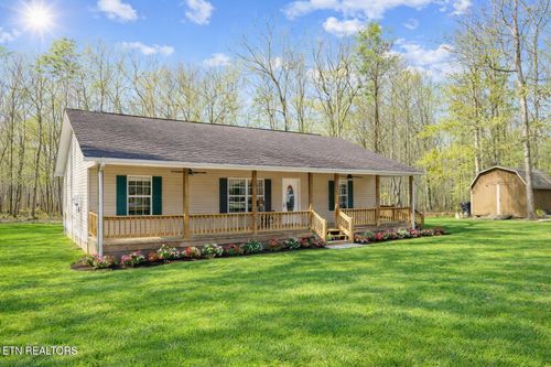 1365 Pilgrim Dr, Grimsley, TN, 38565-6006 | Card Image