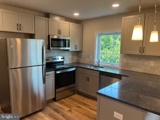 UNIT-4 - 215 E Linden St, Condo with 2 bedrooms, 1 bathrooms and null parking in KENNETT SQUARE PA | Image 18