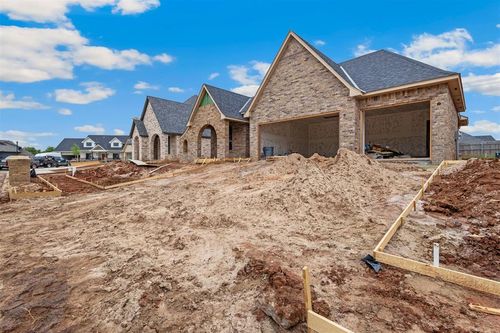 12801 Cobblestone Curve Road, Oklahoma City, OK, 73142 | Card Image