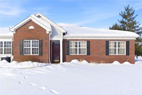 2712 Cedarbrook Way, Beavercreek, OH, 45431-7706 | Card Image