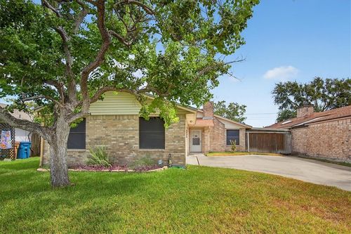 5526 Crossgate Dr N, Corpus Christi, TX, 78413-4548 | Card Image