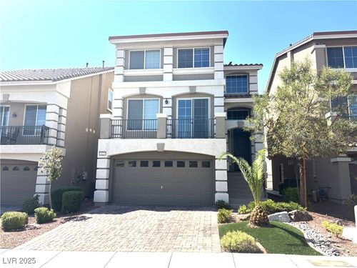 6425 Jackson Spring Rd, Las Vegas, NV, 89118-1457 | Card Image