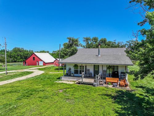 3276 Nw 170th St, Burns, KS, 66840-8873 | Card Image