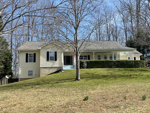 974 Gold Ridge Rd, Dahlonega, GA, 30533-6424 | Card Image