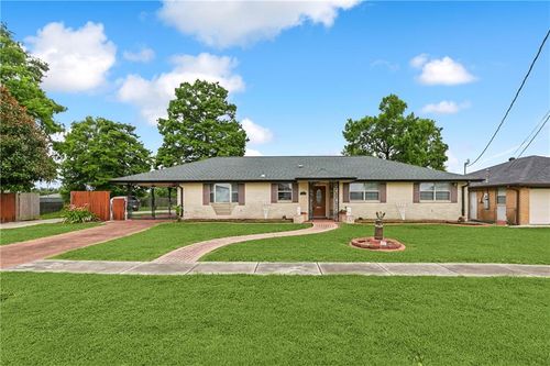 2308 Margaret Ln, Meraux, LA, 70075-2734 | Card Image