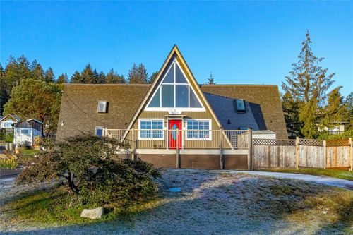 8028 Arthur St, Crofton, BC, V0R1R0 | Card Image