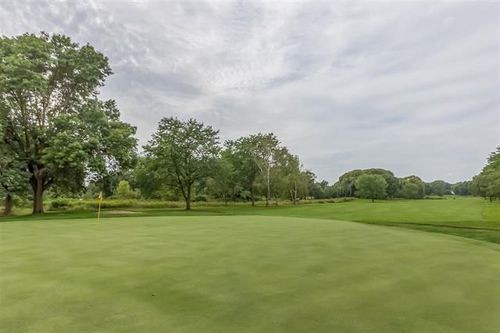 h-99 Golf Pkwy, Madison, WI, 53704-7061 | Card Image
