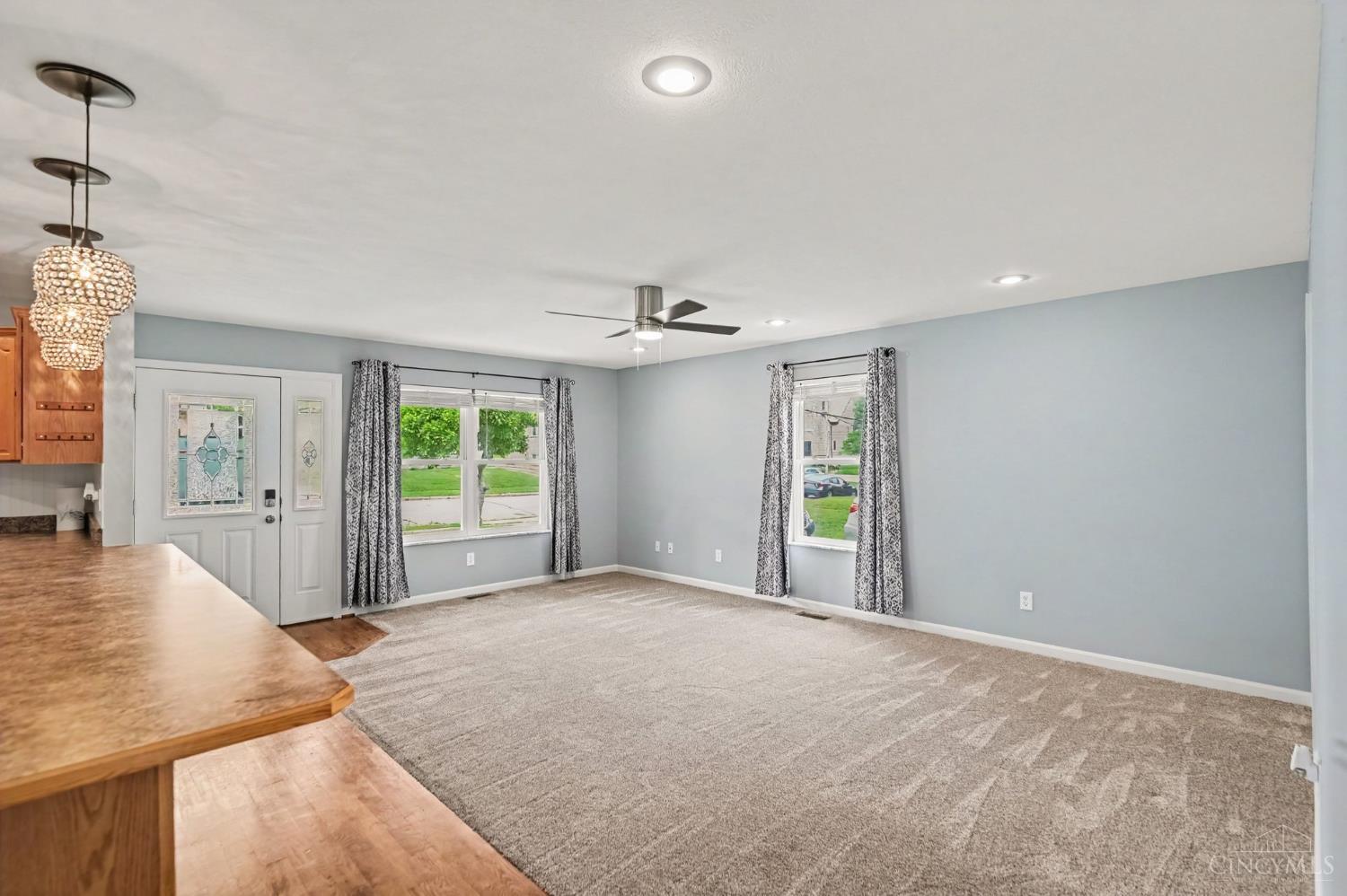 Residential Lease in North Bend 3