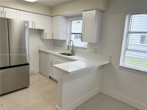 1-5211 Sw 91st Ave, Cooper City, FL, 33328-5032 | Card Image