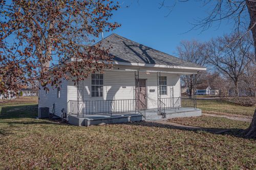  Chandler St, MOBERLY, MO, 65270-2761 | Card Image