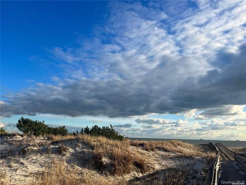 11 Biarritz St, Lido Beach, NY, 11561-5101 | Card Image