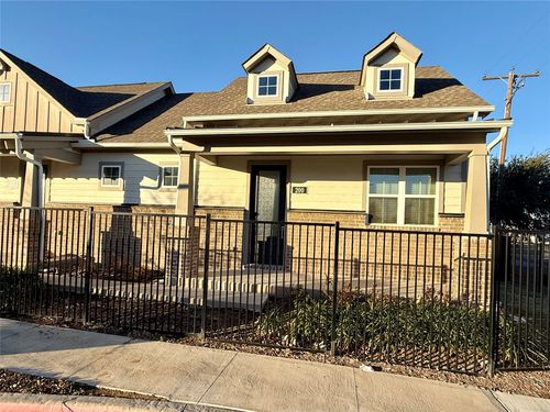 apt-200-760 W Bedford Euless Rd, Hurst, TX, 76053-3992 | Card Image