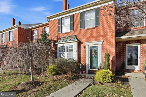 1405 Village Green Dr, GILBERTSVILLE, PA, 19525-9547 | Card Image