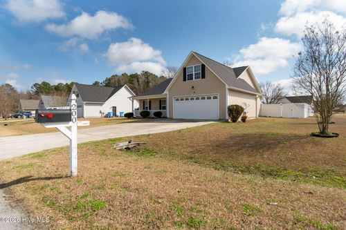 200 Chandler Simpson Ct, Beulaville, NC, 28518-7710 | Card Image