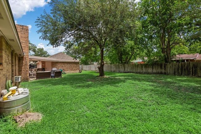 1520 Sycamore St, House other with 3 bedrooms, 3 bathrooms and 3 parking in Navasota TX | Image 37