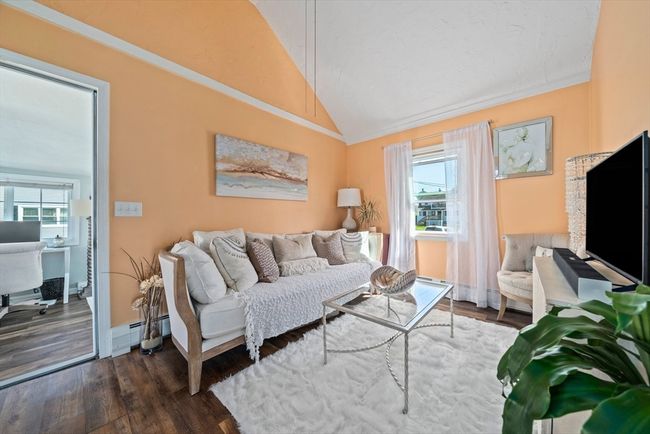 12 Moreland Ave, House other with 2 bedrooms, 1 bathrooms and 2 parking in Hull MA | Image 8