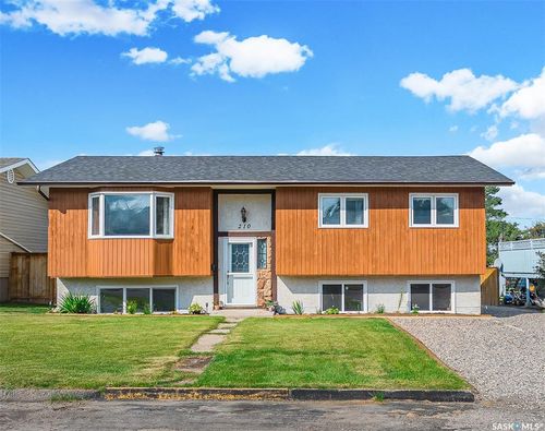 210 4th St W, Delisle, SK, S0L0P0 | Card Image