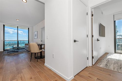 apt-3711-398 Ne 5th St, Miami, FL, 33132-2163 | Card Image