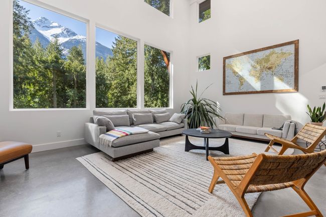 9211 Pemberton Portage Rd, House other with 3 bedrooms, 3 bathrooms and 6 parking in D'arcy BC | Image 4