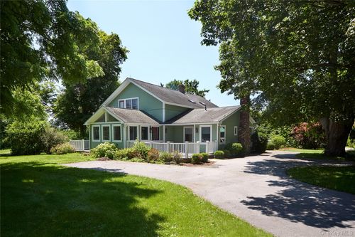 2039 Salt Point Tpke, Salt Point, NY, 12578-2404 | Card Image