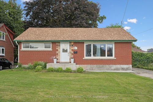 60 Edinburgh Rd, Kitchener, ON, N2B1M5 | Card Image