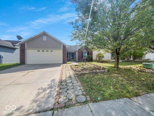 5819 Jackie Ln, Indianapolis, IN, 46221-9397 | Card Image