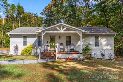 8718 Richardson King Road, House other with 3 bedrooms, 2 bathrooms and null parking in Waxhaw NC | Image 1