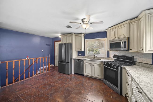824 Highland Ave, House other with 2 bedrooms, 2 bathrooms and 2 parking in Thornton IL | Image 14