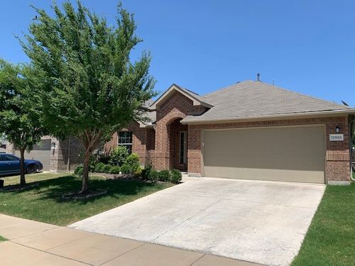 12528 Autumn Leaves Trl, Fort Worth, TX, 76244-1130 | Card Image