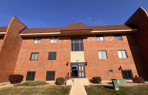 apt-1a-210 E Fountainview Ln, Lombard, IL, 60148-5913 | Card Image