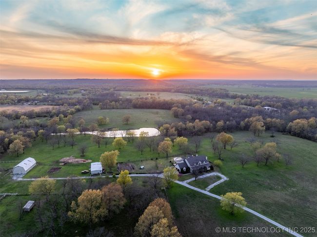 5500 S 329 Th East Ave, House other with 3 bedrooms, 5 bathrooms and null parking in Broken Arrow OK | Image 5