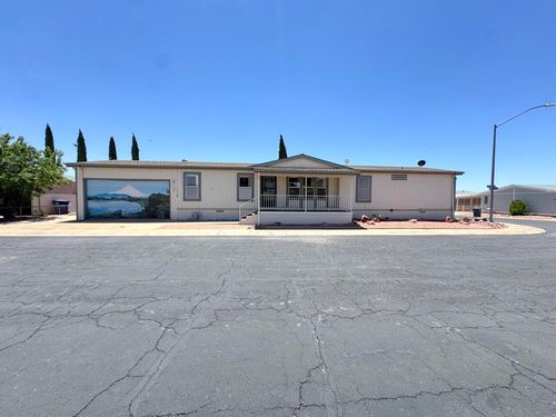 118 N 3950 W, Hurricane, UT, 84737-3124 | Card Image
