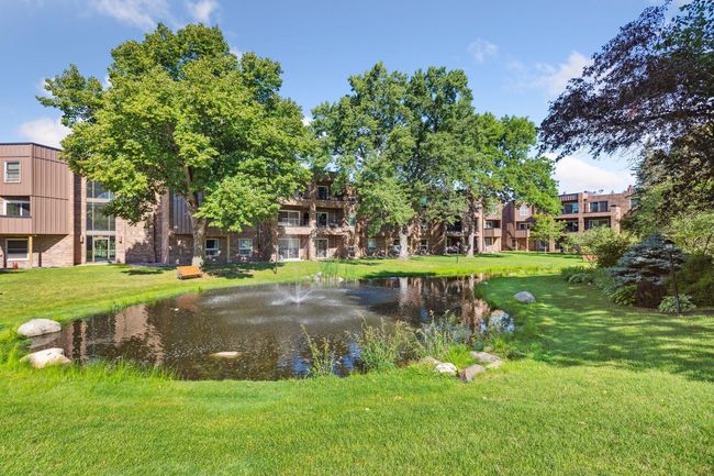 APT-306 - 2240 Midland Grove Rd, Condo with 2 bedrooms, 2 bathrooms and null parking in Roseville MN | Image 62