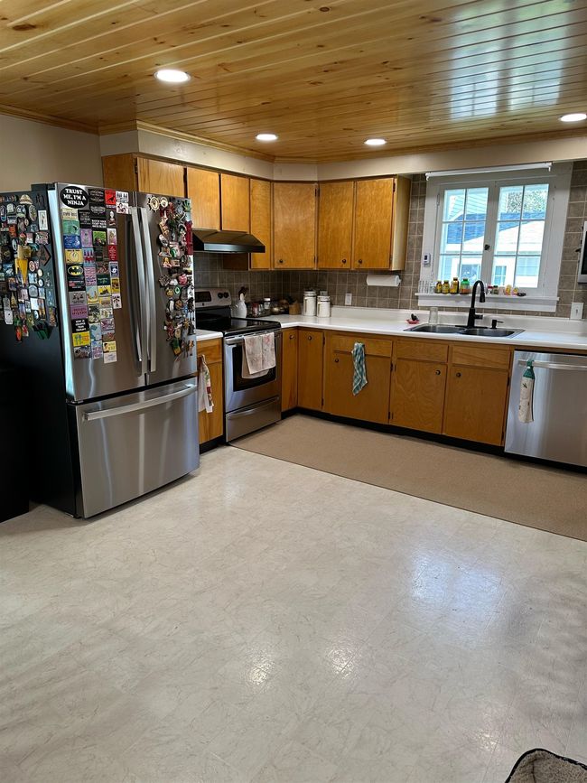 3/4 Bath & Laundry (Main Level) | Image 6