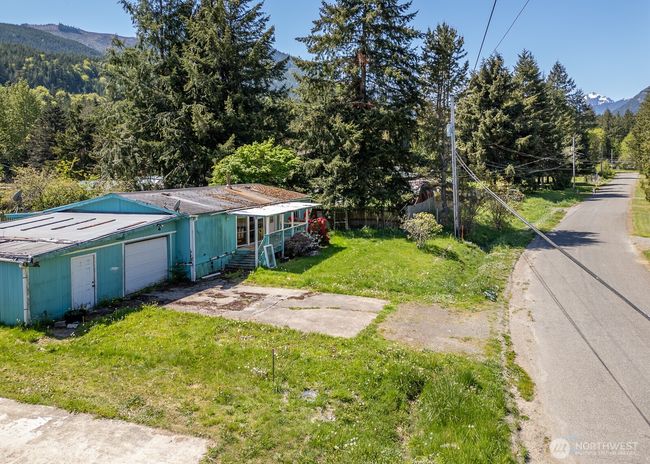 130 Pinto Ln, House other with 3 bedrooms, 2 bathrooms and 1 parking in Brinnon WA | Image 4