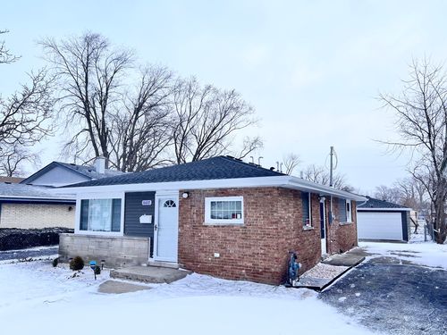 16607 Winchester Ave, Markham, IL, 60428-5642 | Card Image