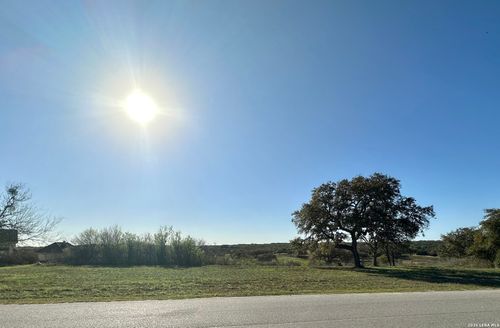 2915 Rustlers Trl, San Antonio, TX, 78245-3649 | Card Image
