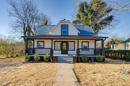 213 S College St, Graysville, TN, 37338-5055 | Card Image