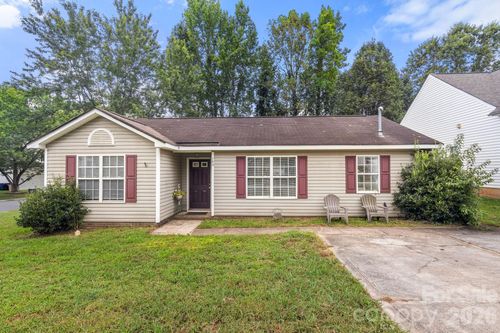 182 Kristens Court Dr, Mooresville, NC, 28115-7910 | Card Image