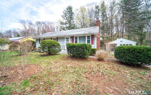 127 Bee St, Meriden, CT, 06450-4733 | Card Image