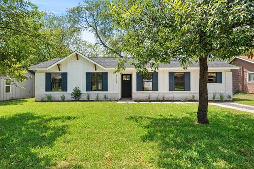 8108 Briarwood Ln, Austin, TX, 78757-8114 | Card Image