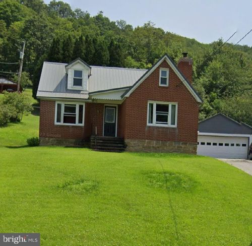 646 Nicktown Hill Rd, NORTHERN CAMBRIA, PA, 15714-9502 | Card Image