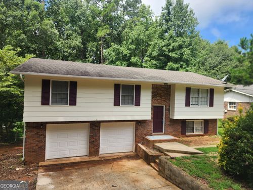 5775 Phillips Dr, Forest Park, GA, 30297-3101 | Card Image