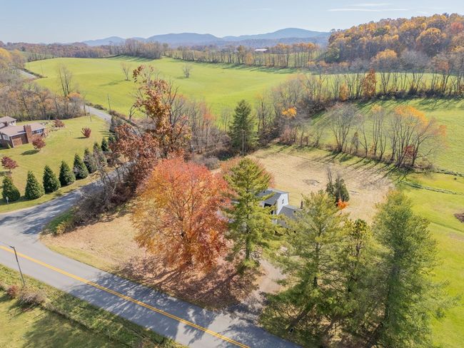 3052 Cedar Springs Rd., House other with 3 bedrooms, 4 bathrooms and 1 parking in Sugar Grove VA | Image 60