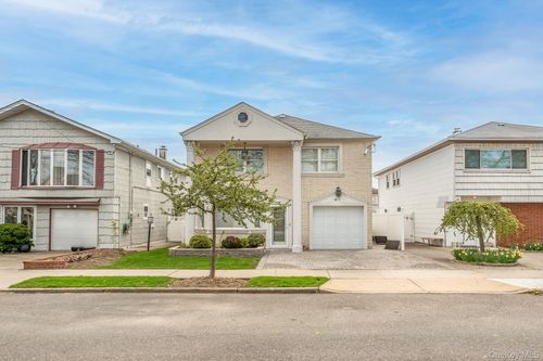 161-15 88th St, Howard Beach, NY, 11414-3306 | Card Image