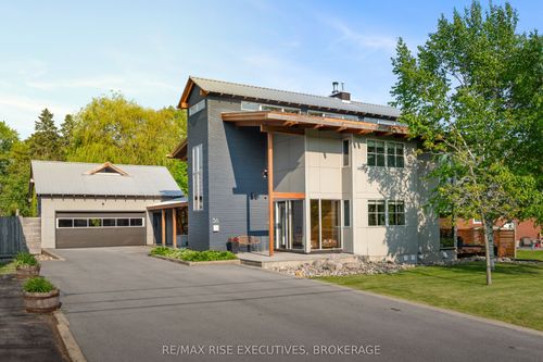 36 Bishop St, Kingston, ON, K7M3P4 | Card Image