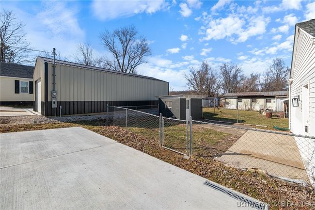 429 S Sycamore St, Home with 3 bedrooms, 2 bathrooms and null parking in Paoli IN | Image 40