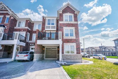 3339 Promenade Thunderbird, Home with 3 bedrooms, 3 bathrooms and 1 parking in Pickering ON | Image 2