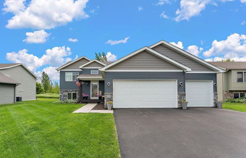 809 Cologne Ln, Waverly, MN, 55390-5429 | Card Image