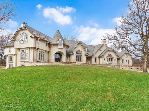 20 Natoma Dr, Oak Brook, IL, 60523-7713 | Card Image